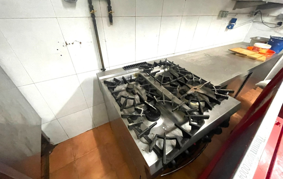 Sale - Bar Restaurante -
Barcelona - Ciutat Vella, Raval