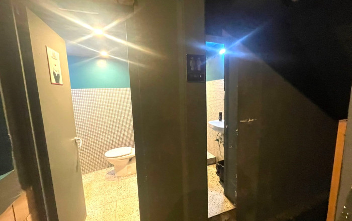 Sale - Bar Restaurante -
Barcelona - Ciutat Vella, Raval