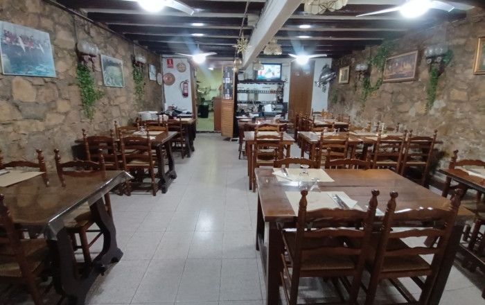 Transfer - Bar Restaurante -
Barcelona - Poble Sec-montjuïc