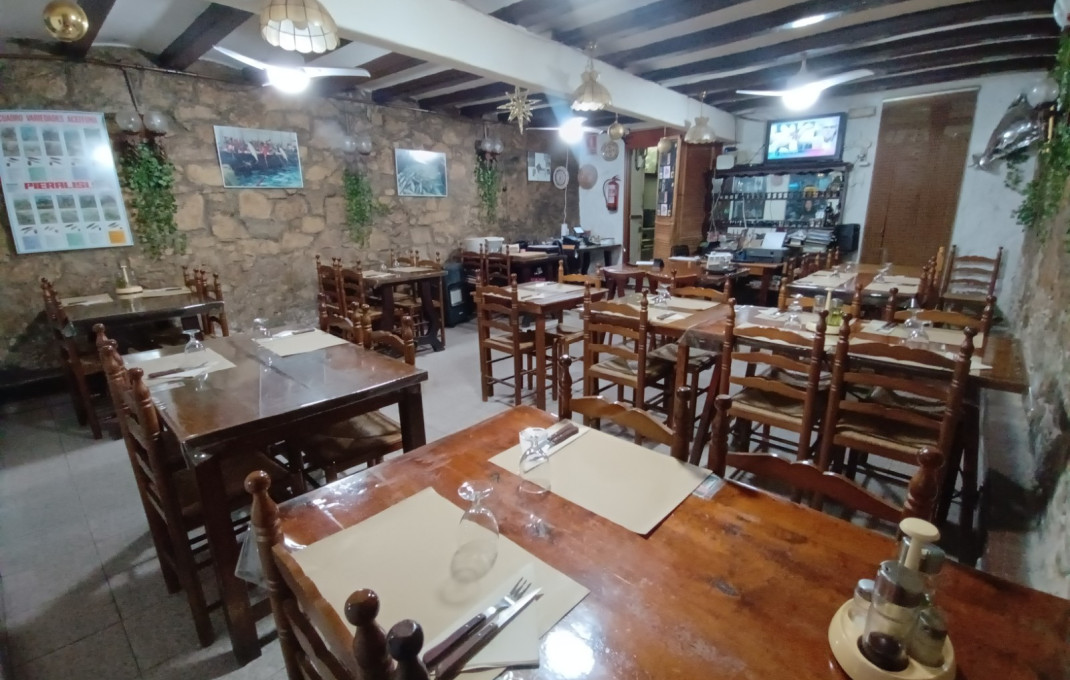 Transfer - Bar Restaurante -
Barcelona - Poble Sec-montjuïc