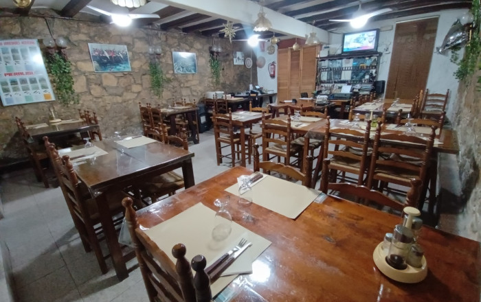 Transfer - Bar Restaurante -
Barcelona - Poble Sec-montjuïc