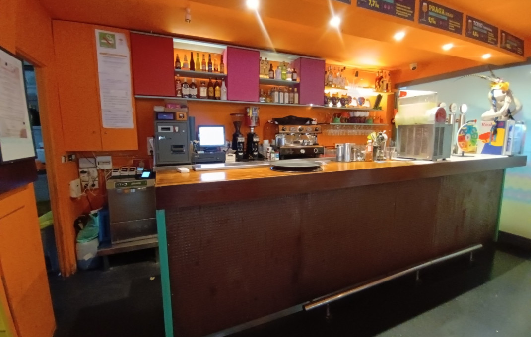 Transfer - Bar Restaurante -
Barcelona - Sarria-Sant Gervasi