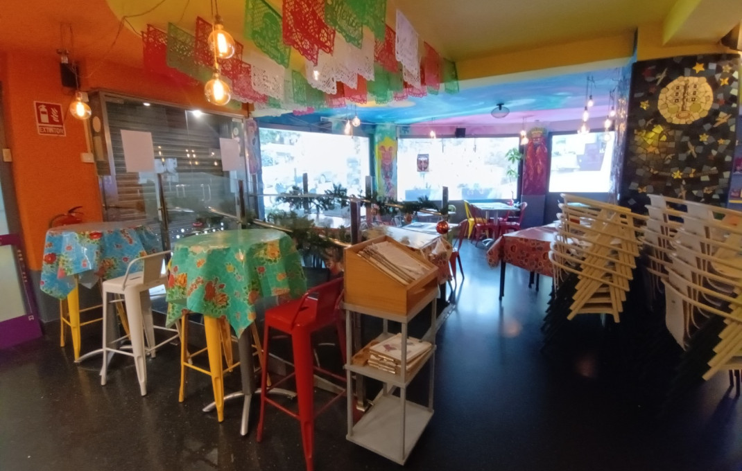 Transfer - Bar Restaurante -
Barcelona - Sarria-Sant Gervasi