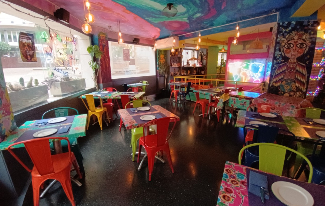 Transfer - Bar Restaurante -
Barcelona - Sarria-Sant Gervasi