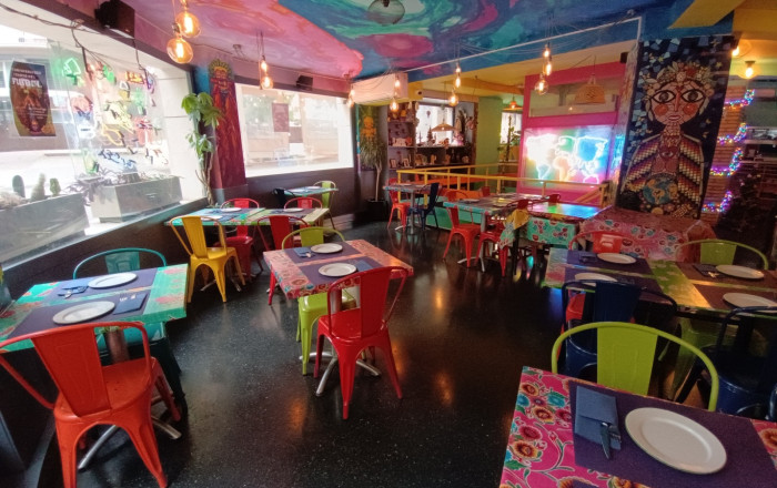 Transfer - Bar Restaurante -
Barcelona - Sarria-Sant Gervasi