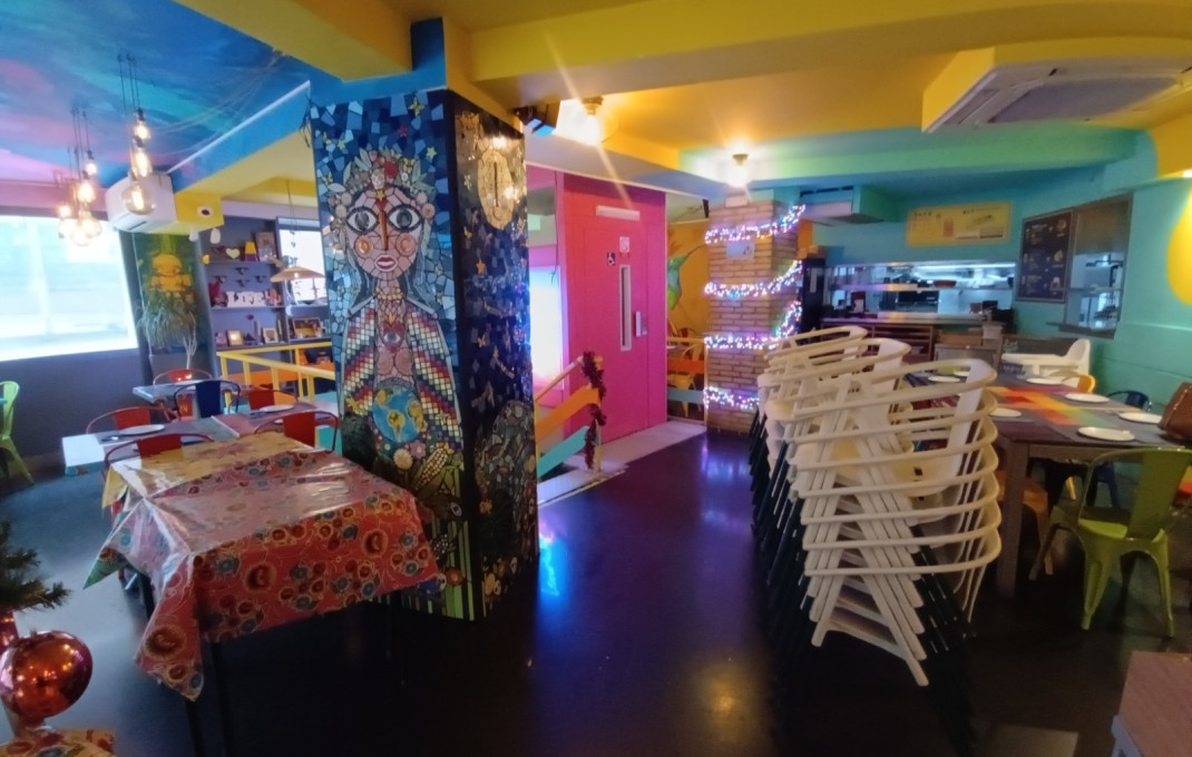 Transfer - Bar Restaurante -
Barcelona - Sarria-Sant Gervasi