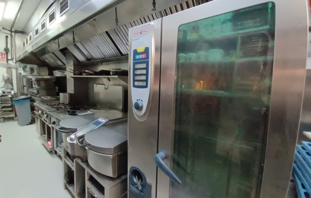 Transfer - Bar Restaurante -
Barcelona - Sarria-Sant Gervasi