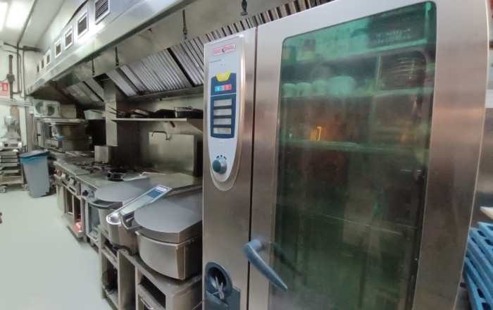 Transfer - Bar Restaurante -
Barcelona - Sarria-Sant Gervasi