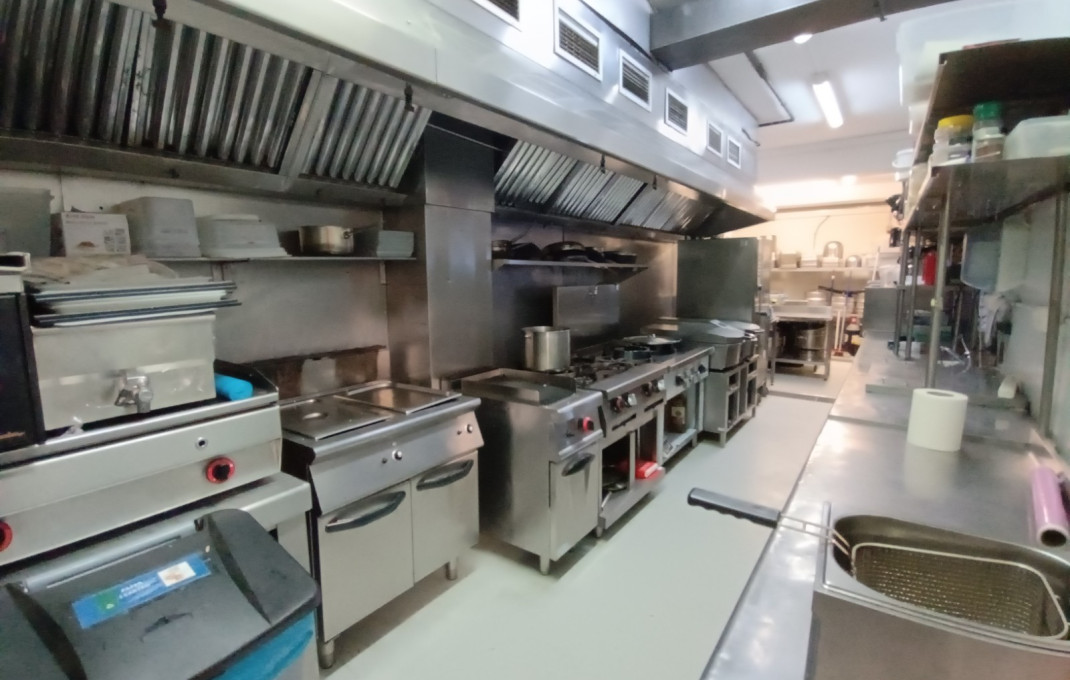 Transfer - Bar Restaurante -
Barcelona - Sarria-Sant Gervasi