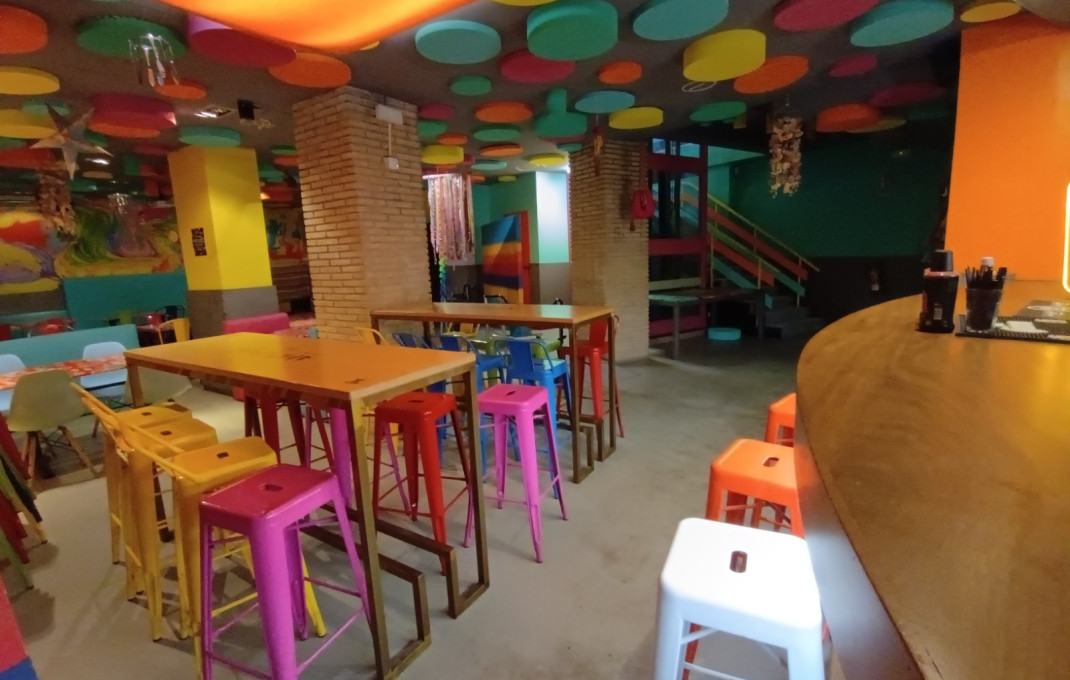 Transfer - Bar Restaurante -
Barcelona - Sarria-Sant Gervasi