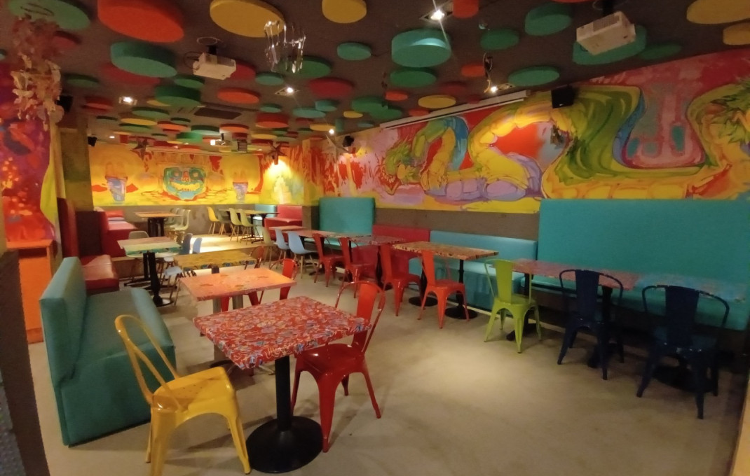 Transfer - Bar Restaurante -
Barcelona - Sarria-Sant Gervasi