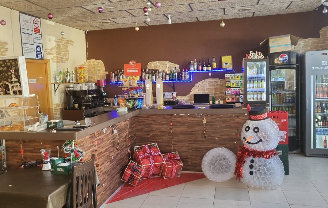 Traspaso - Bar-Cafeteria -
Tossa de Mar