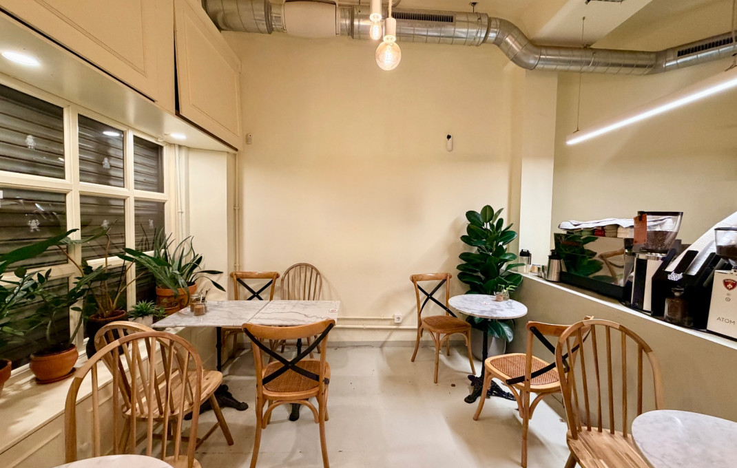 Traspaso - Bar- C1 -
Barcelona - Eixample