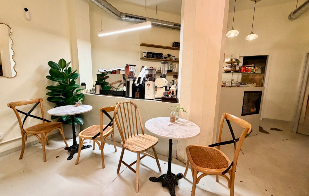 Traspaso - Bar- C1 -
Barcelona - Eixample