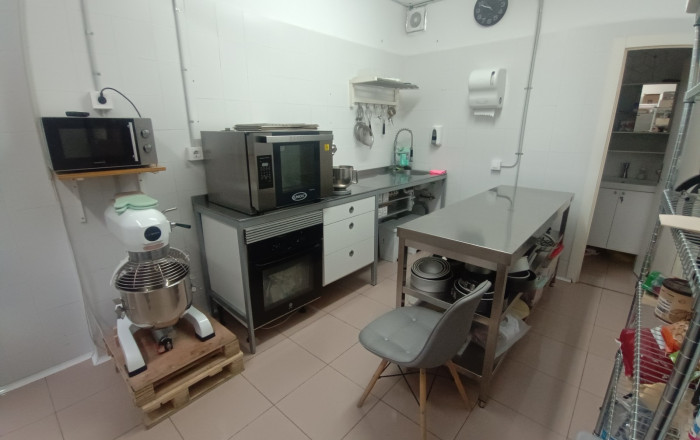 Traspaso - Cocina industrial -
Barcelona - Horta