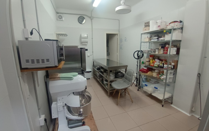 Traspaso - Cocina industrial -
Barcelona - Horta