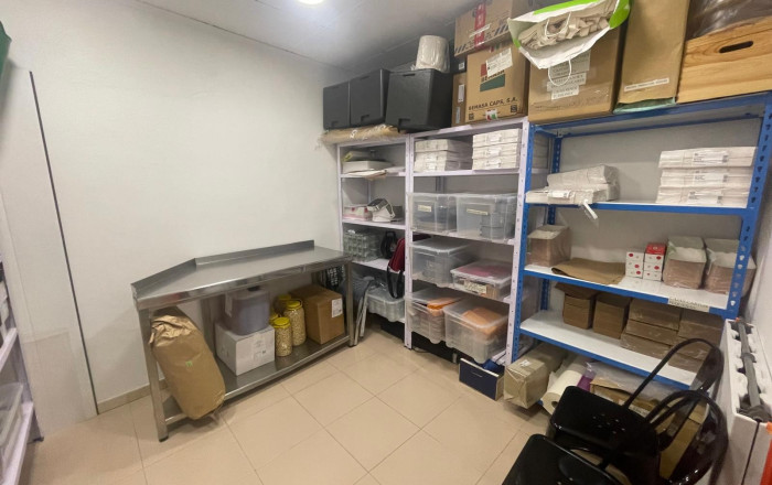 Traspaso - Obradores y/o Panaderias -
Barcelona - Les corts