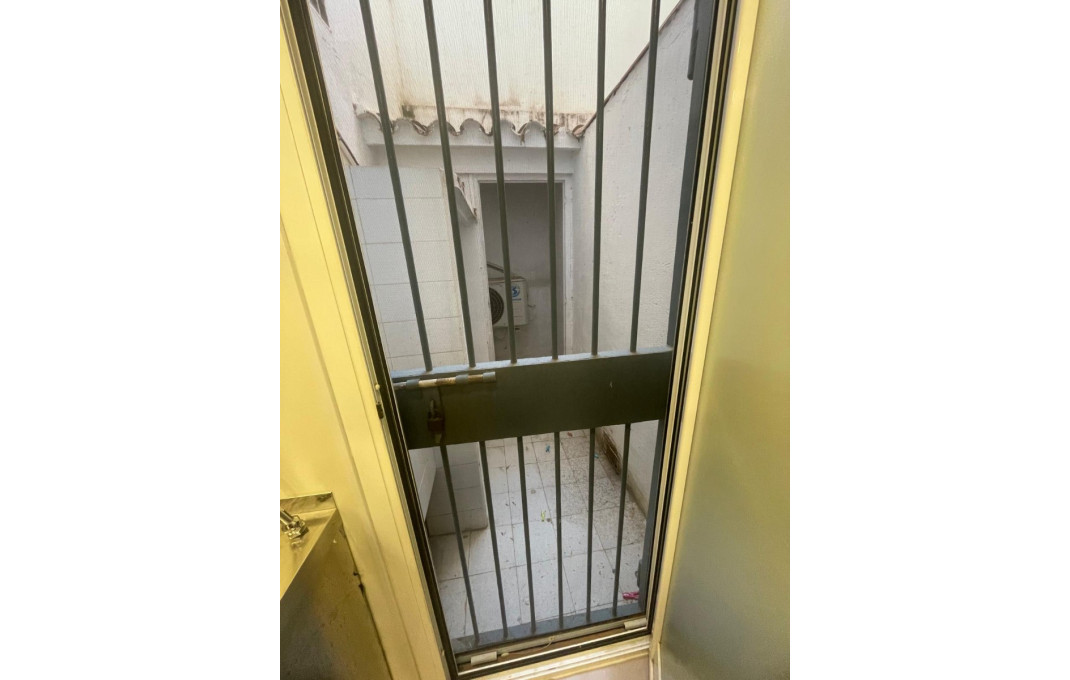 Traspaso - Obradores y/o Panaderias -
Barcelona - Les corts