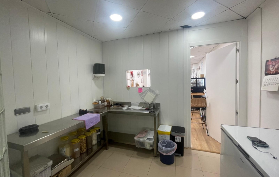 Traspaso - Obradores y/o Panaderias -
Barcelona - Les corts