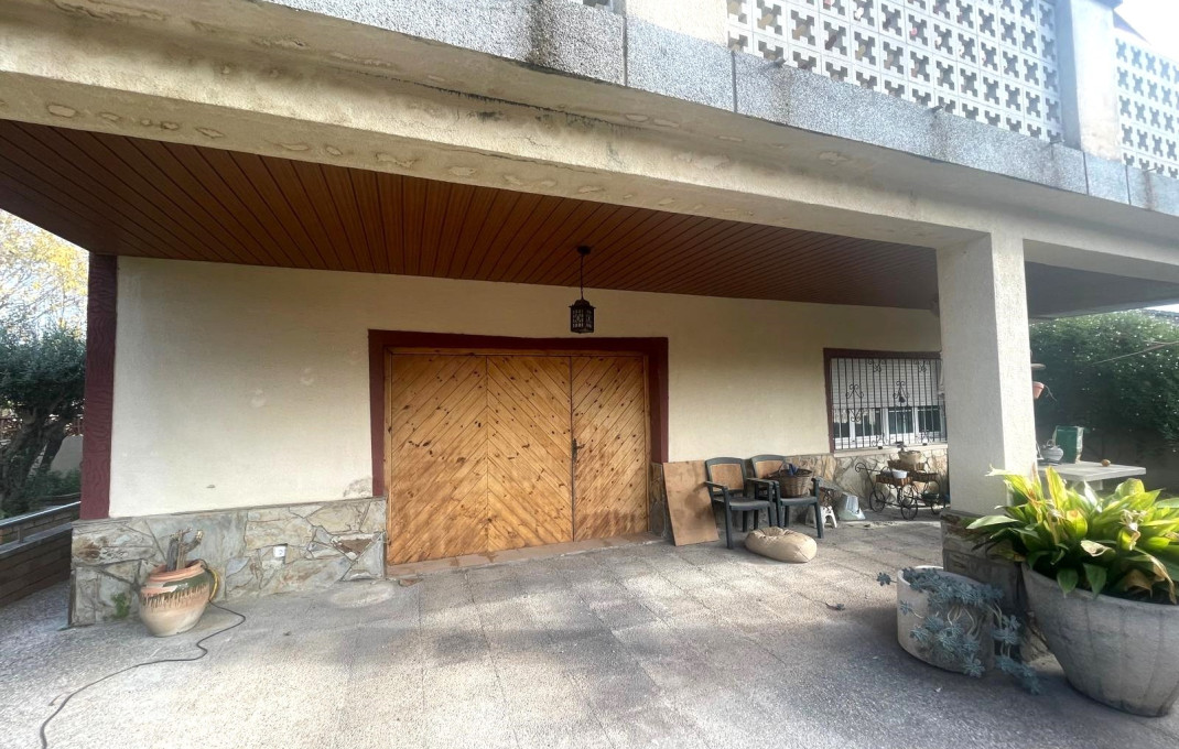 Venta - Casa -
Castellbisbal