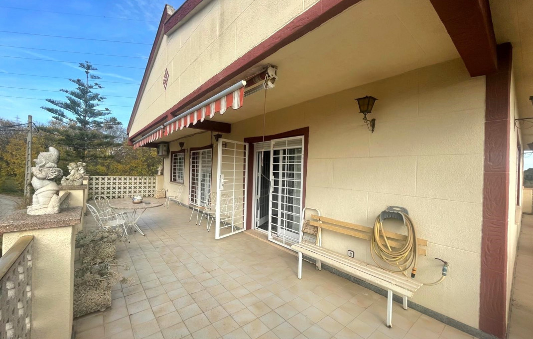 Venta - Casa -
Castellbisbal