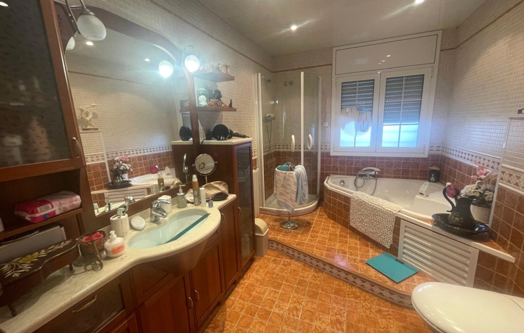 Venta - Casa -
Castellbisbal