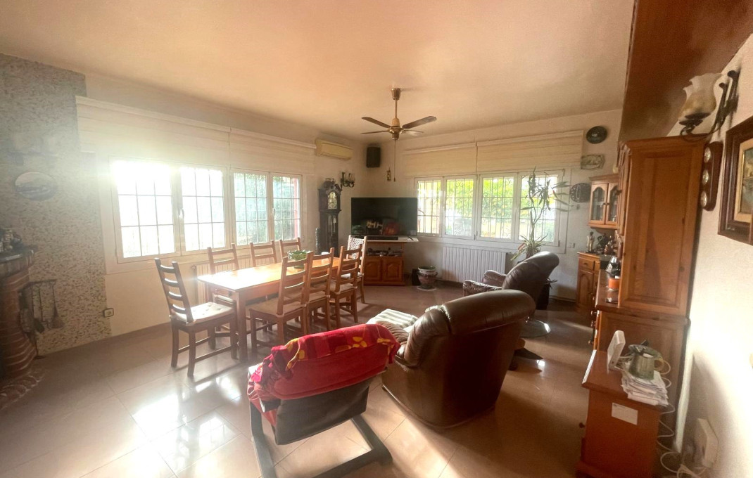 Venta - Casa -
Castellbisbal