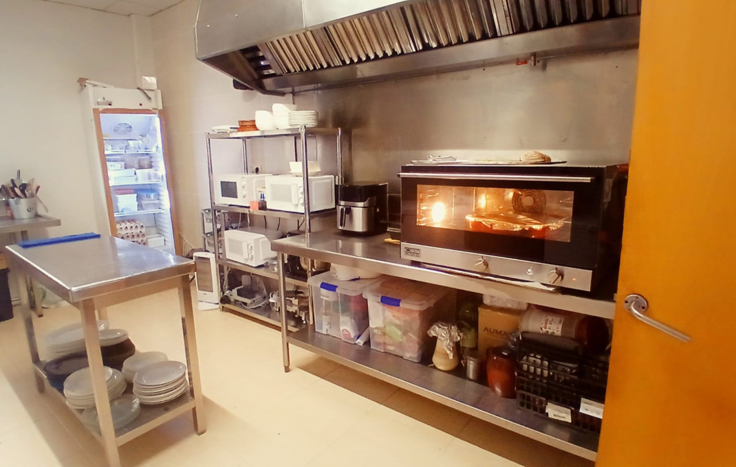 Traspaso - Bar-Cafeteria -
Tossa de Mar