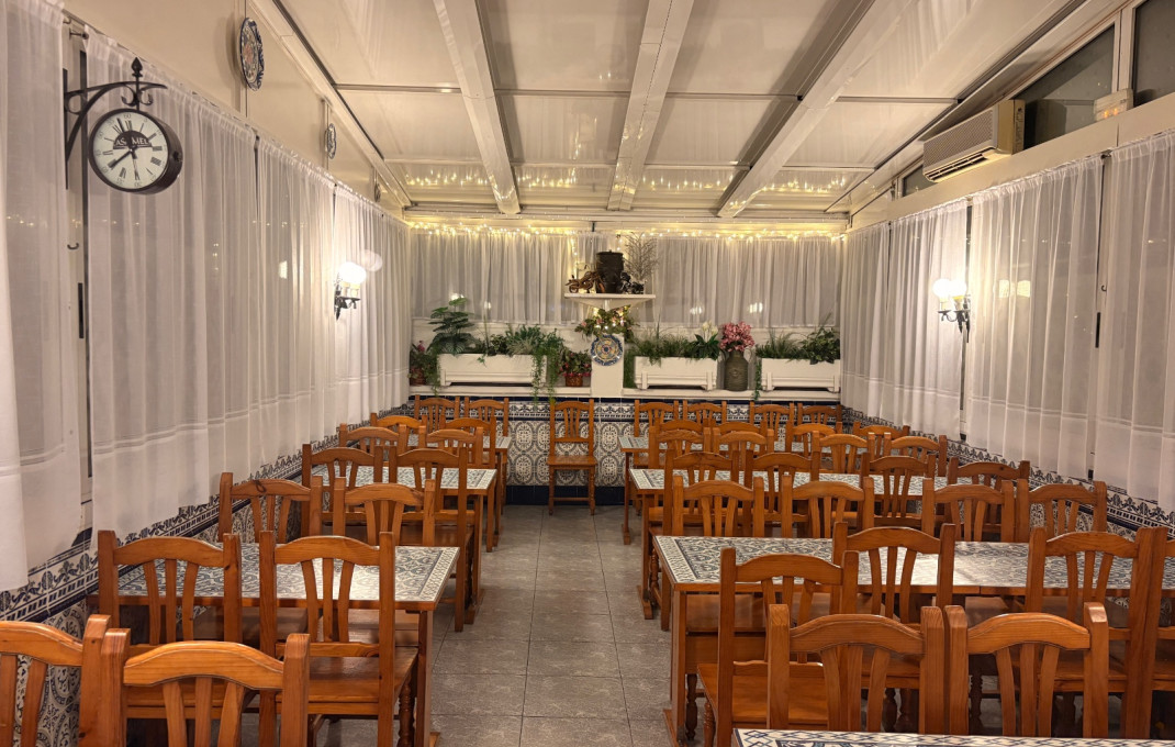 Traspaso - Bar Restaurante -
El Prat de Llobregat