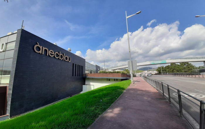 Venta - Local comercial -
Castelldefels