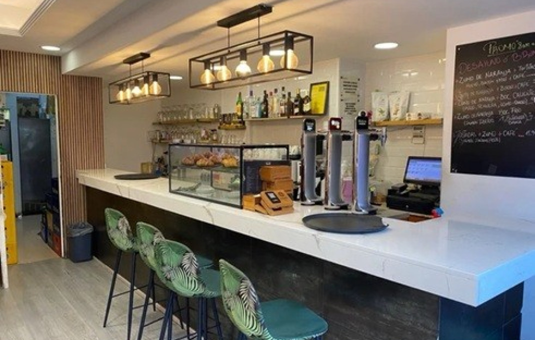 Traspaso - Bar Restaurante -
Barcelona - Nou Barris