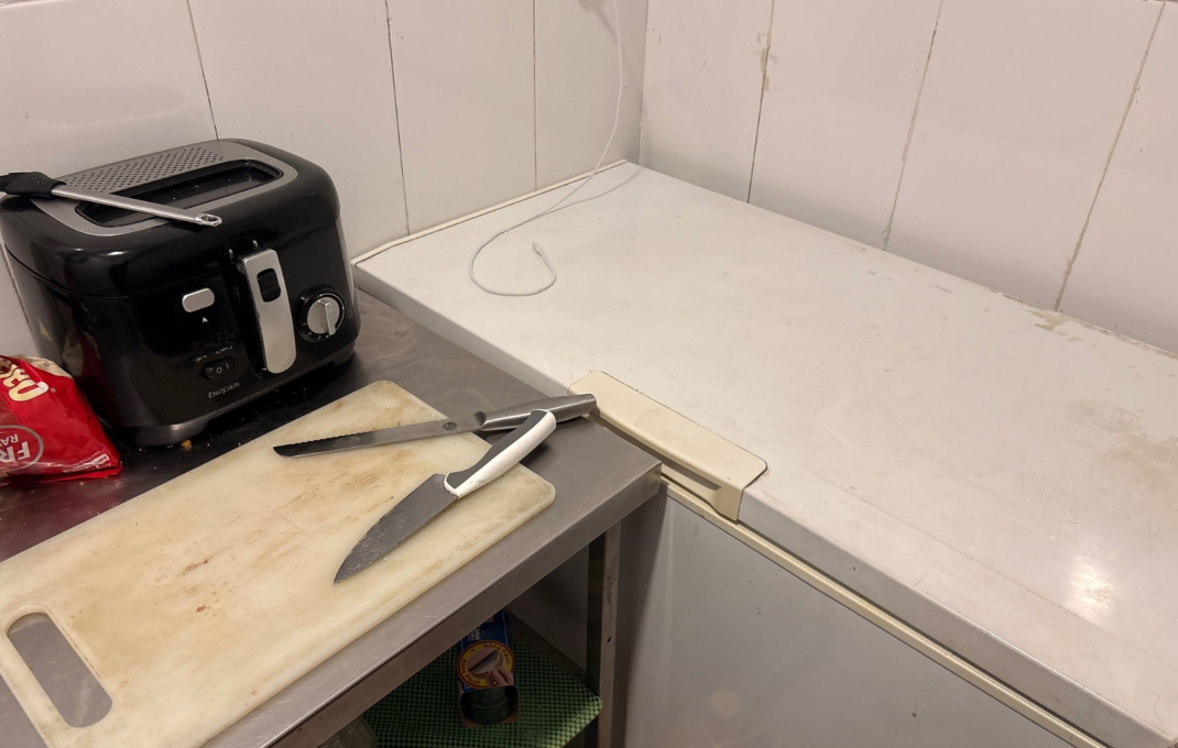 Traspaso - Bar-Cafeteria -
Cornella de Llobregat - Centro