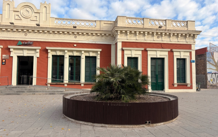 Traspaso - Bar-Cafeteria -
Cornella de Llobregat - Centro