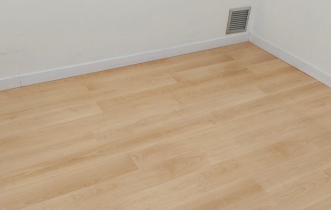 Alquiler - Local comercial -
Palau-solit&agrave; i Plegamans