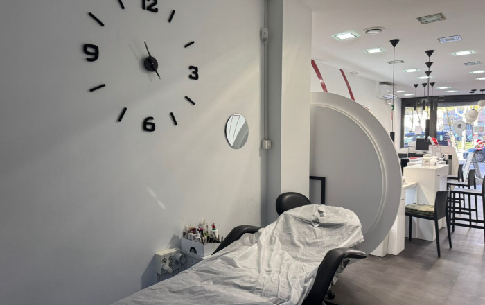 Transfert - Peluquerias y Estetica -
Sabadell