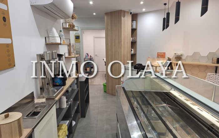 Traspaso - Heladería -
Barcelona - Sant Martí