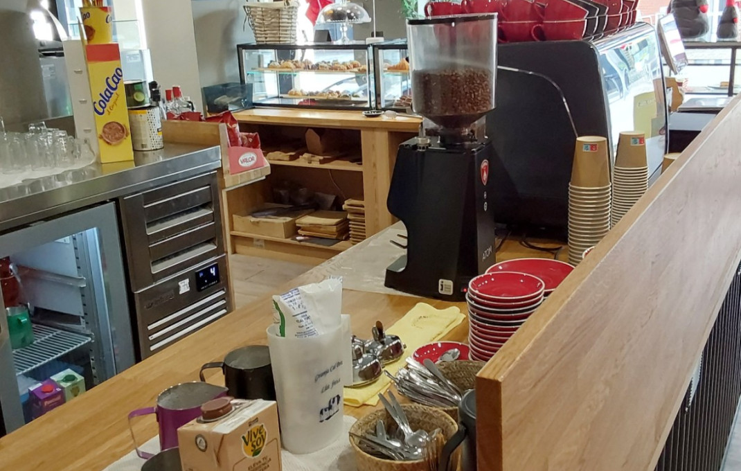 Traspaso - Bar-Cafeteria -
Sant Cugat del Vall&egrave;s