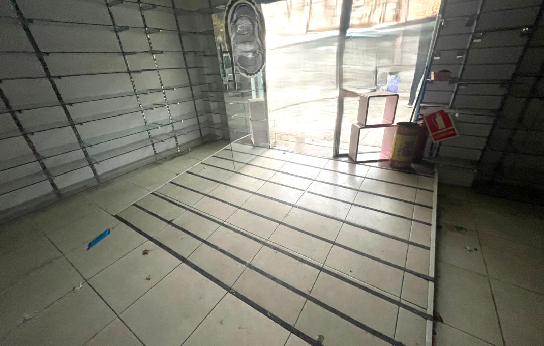 Alquiler - Local comercial -
Barcelona - Ciutat Vella, Raval