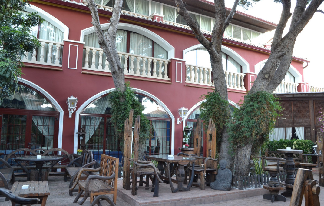 Venta - Hotel 2 Estrellas -
Jaén  - Villanueva del Arzobispo