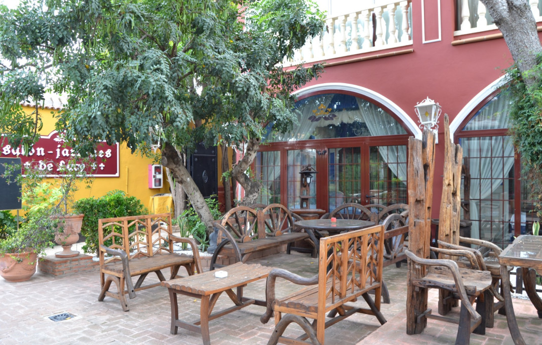 Venta - Hotel 2 Estrellas -
Jaén  - Villanueva del Arzobispo