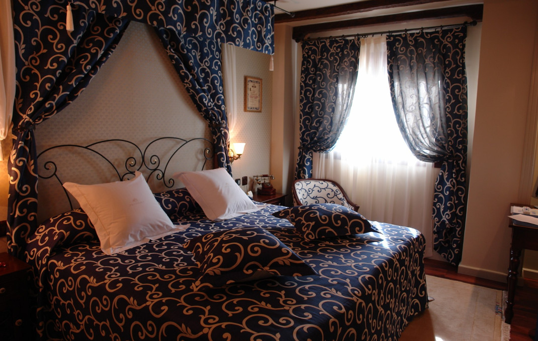 Venta - Hotel 2 Estrellas -
Jaén  - Villanueva del Arzobispo