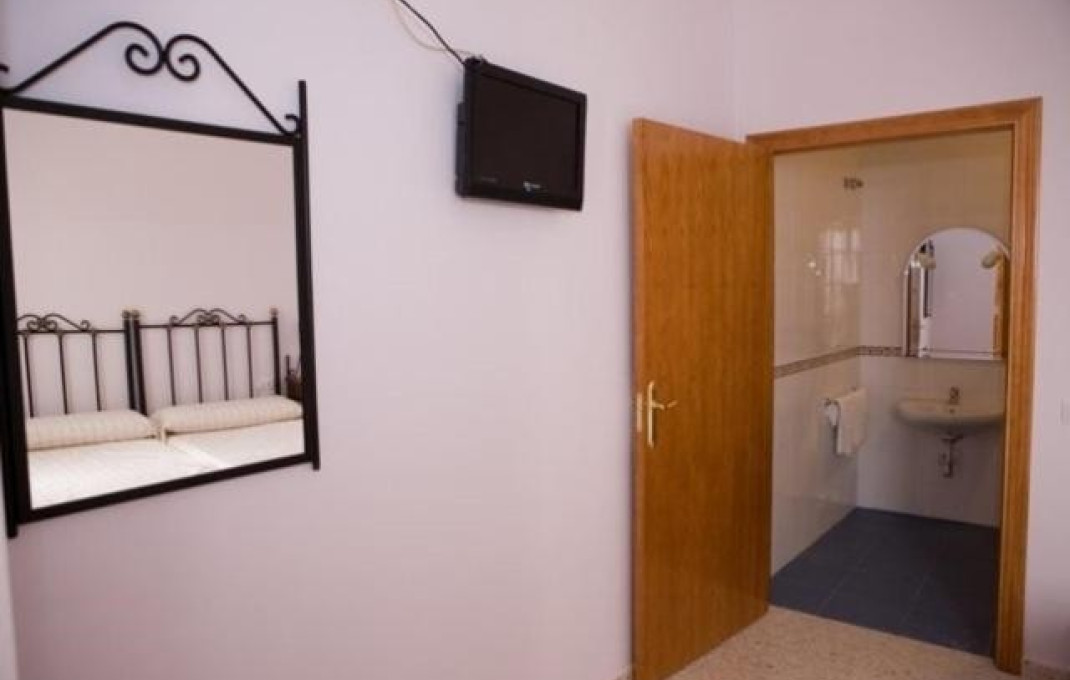 Venta - Hostal -
Sevilla - El Coronil