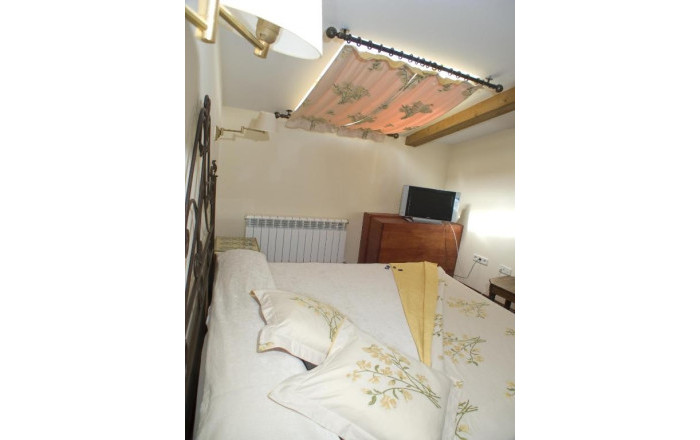 Sale - Posada -
Santa María del Tiétar