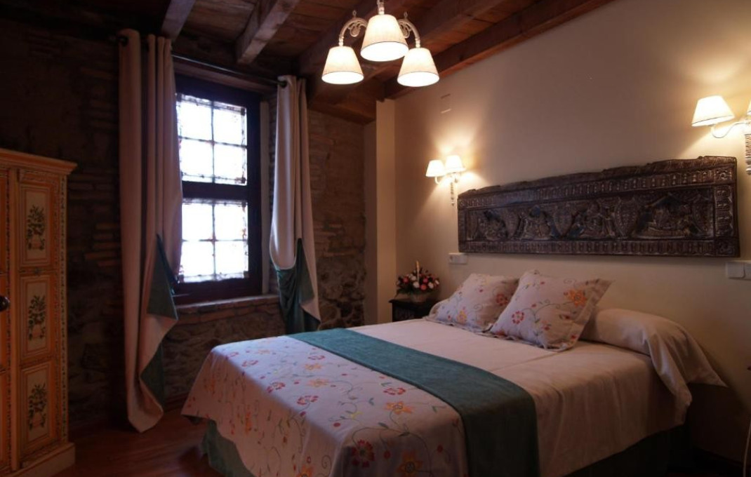 Sale - Posada -
Santa María del Tiétar