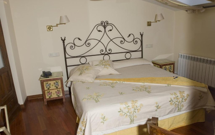 Sale - Posada -
Santa María del Tiétar