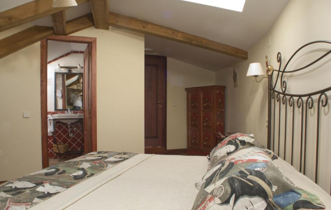 Sale - Posada -
Santa María del Tiétar