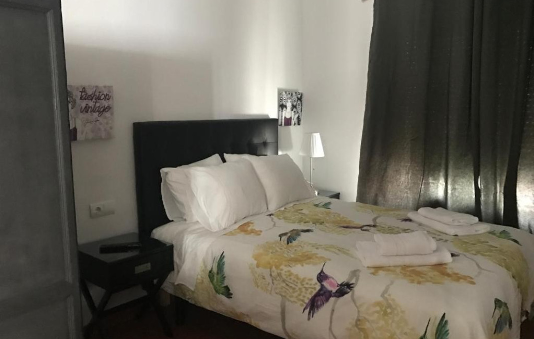 Venta - Hostal -
Cádiz - San Martín del Tesorillo