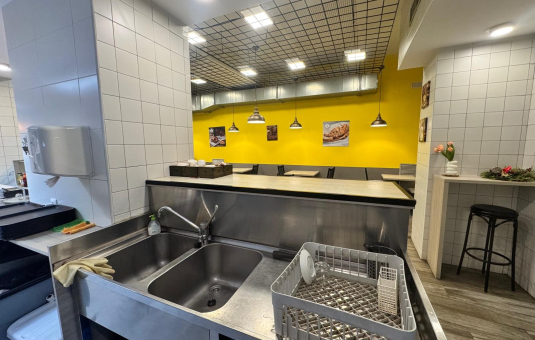 Transfert - Licencia C2 -
Barcelona - Camp De L´arpa