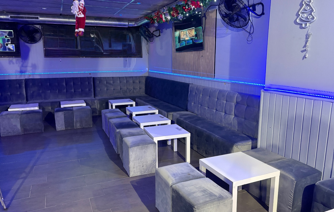 Traspaso - Bar Copas Musical -
Castelldefels