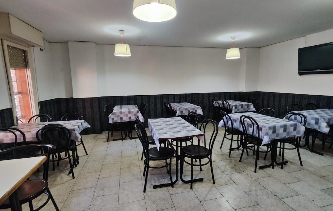 Traspaso - Bar Restaurante -
Barcelona - Sant Andreu